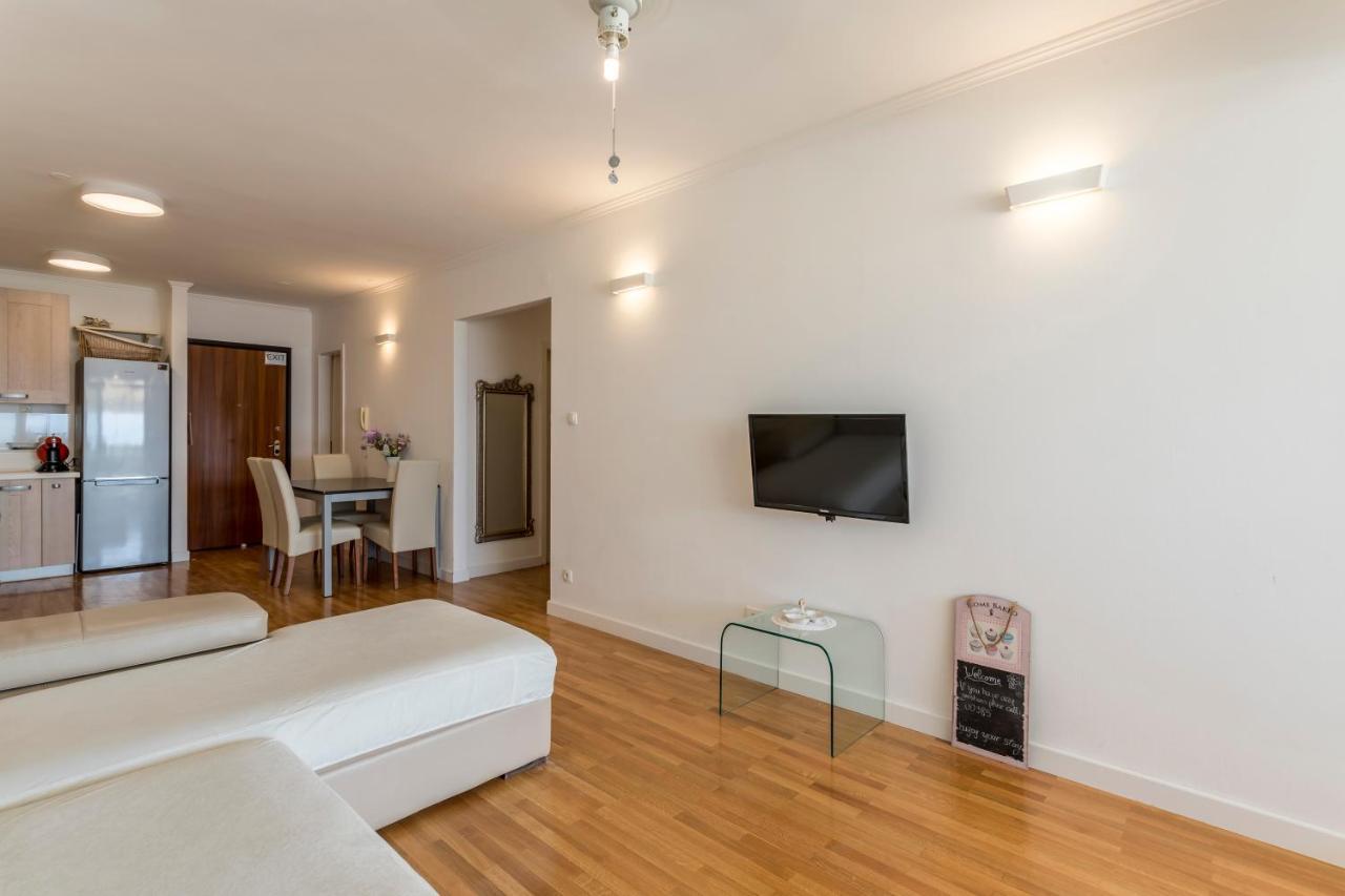Velebis Superior Apartment - Luxurious One-Room Apartment With Jacuzzi - Prestigious Location By The Sea In The New City Center Of Znjan - Panoramic View Of The Sea And Islands - Free Garage Parking - Buralux Properties Split Exterior foto